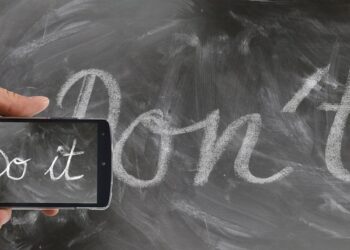 How to Get Started as an Urban Beekeeper